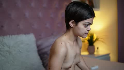  Maia  online show from September 13, 8:50 pm