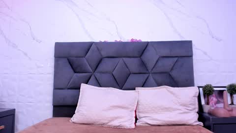 Maia  online show from November 22, 11:35 am