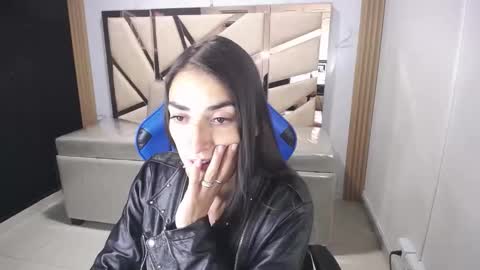 Maily online show from November 14, 3:06 am