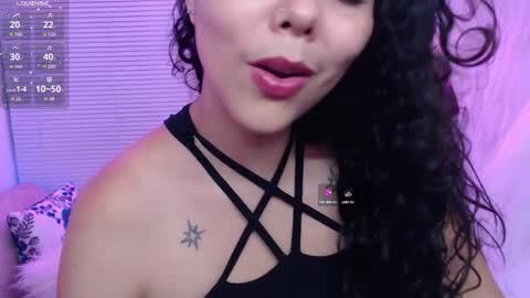 Snapshot of mailywindsor chatting on October 18, 7:37 pm Maily online show from October 18, 7:37 pm