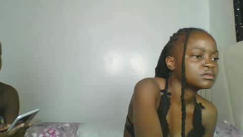 maira luv1 online show from December 19, 8:39 am