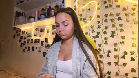 Luna online show from February 20, 4:08 pm