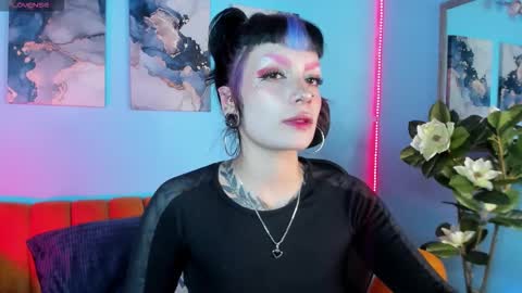   online show from November 21, 9:28 pm