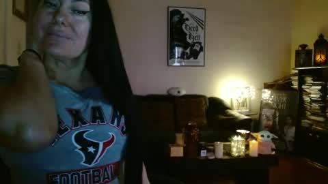 mandaloriangirlsfight online show from January 17, 7:21 pm