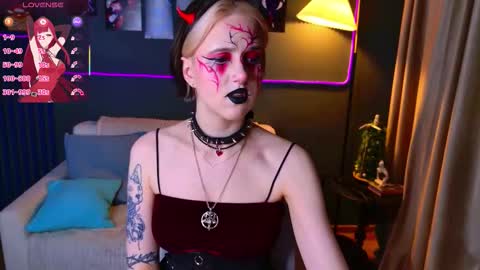 Luna online show from December 22, 9:51 pm