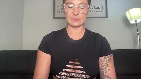 Mandy online show from November 5, 2:17 am