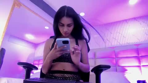 Manuela online show from February 16, 9:14 pm