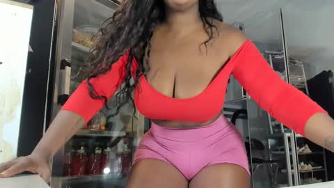 Mareia online show from January 20, 10:15 pm