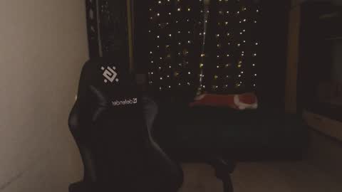 Margaret online show from December 18, 1:56 pm