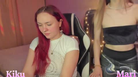 Kiku and Marii - online show from December 15, 7:53 pm