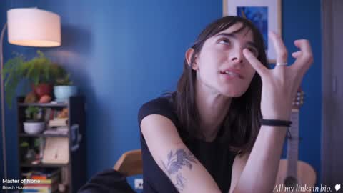 Alfonsina online show from December 8, 4:28 pm