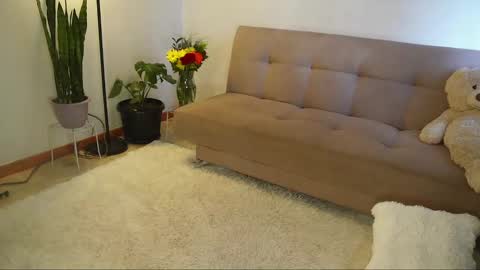 Snapshot of maria_petit chatting on September 20, 8:40 pm M. online show from September 20, 8:40 pm
