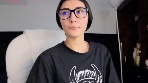 Maria online show from November 16, 7:25 pm