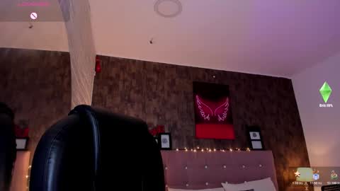 Marian online show from February 12, 7:15 pm