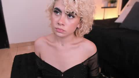 Marian online show from September 25, 3:38 am