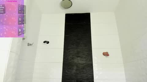 Marian Reynolds online show from January 8, 5:50 pm