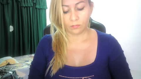 mariana995649 online show from January 17, 11:12 pm