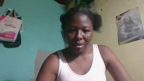 mariana_cute2 online show from November 15, 12:22 am