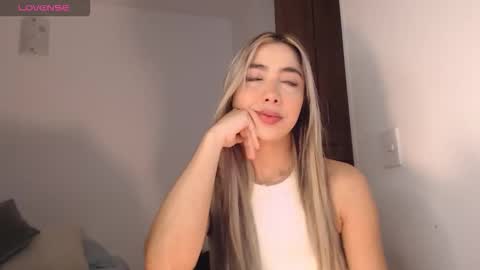 Mariana online show from January 15, 2:17 am