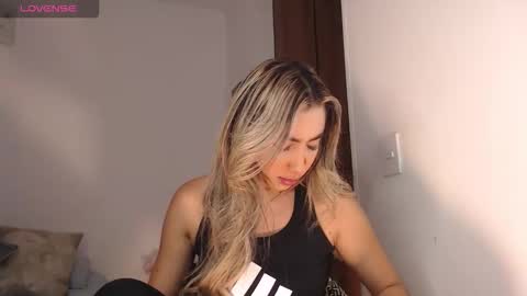 Mariana online show from January 12, 6:13 pm