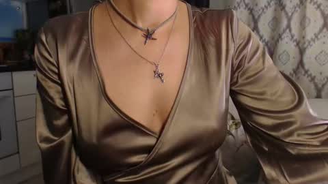 MarianaMur online show from November 12, 6:11 am