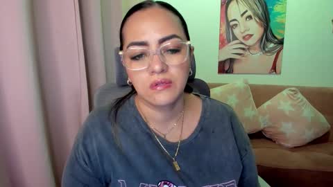 Mariana Lopez online show from November 25, 4:14 am