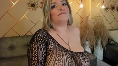 marianeporter online show from November 18, 10:11 pm