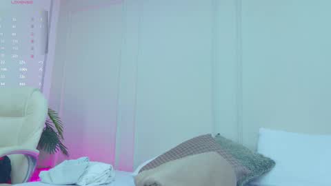 Maria Pettit online show from September 18, 12:04 pm