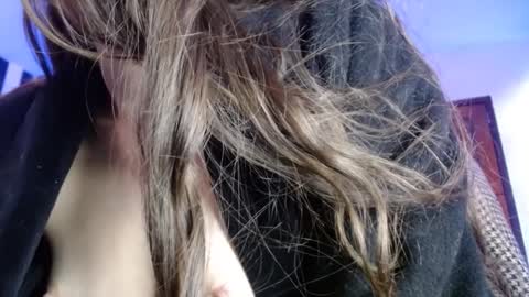 Mariie online show from December 11, 1:17 pm