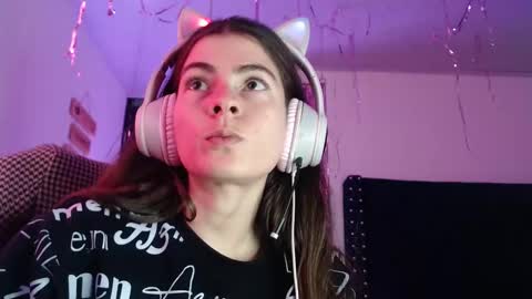 Mariie online show from January 4, 4:32 pm