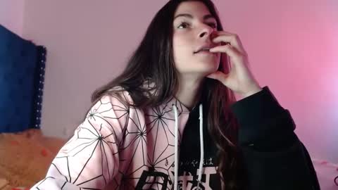 Mariie online show from March 1, 4:11 pm