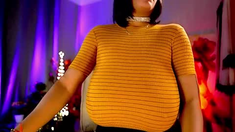 Snapshot of mariicha chatting on January 26, 6:38 am Nikita - Scroll down and read my bio please. New Pictures in Bio online show from January 26, 6:38 am