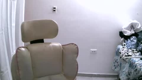 Snapshot of marilove40925 chatting on October 19, 3:52 am marilove40925 online show from October 19, 3:52 am