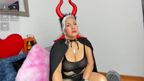 marilyn70 online show from November 1, 9:52 pm