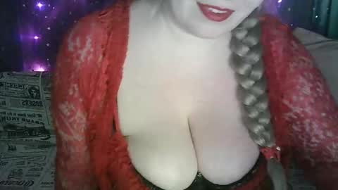 Marina online show from November 12, 4:16 pm