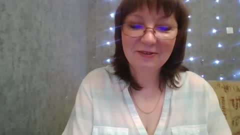 marinamrs online show from December 13, 7:53 pm