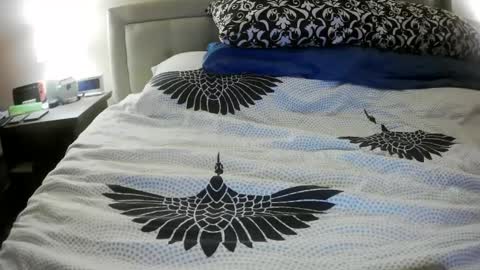 Jess and Nick online show from March 10, 2:50 am