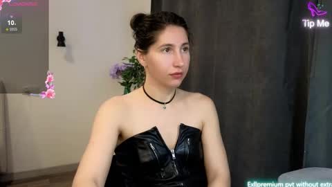 marrycolins online show from November 7, 4:07 am