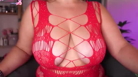 Snapshot of marrygrayes chatting on September 10, 8:42 pm Maria  online broadcast from Tuesday to Suturday from 6 pm to 12 pm Germany time Sunday-Monday offline online show from September 10, 8:42 pm
