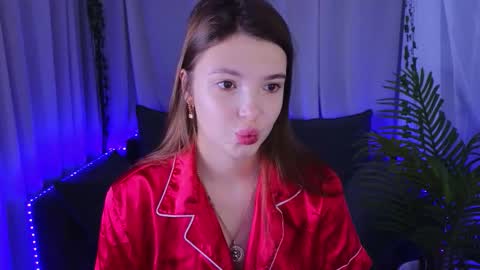 Snapshot of marshmelany chatting on October 22, 1:32 am Melany online show from October 22, 1:32 am