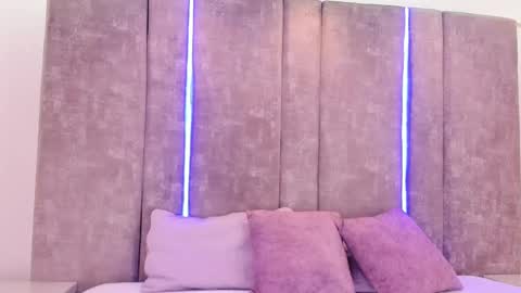 Martina Garcia online show from March 9, 7:15 pm