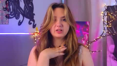 mary_broks online show from December 14, 7:25 am