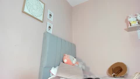 mary_cute9 online show from November 14, 1:00 pm