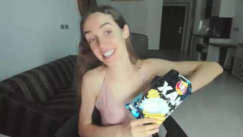 Mary Jane online show from October 14, 5:43 am