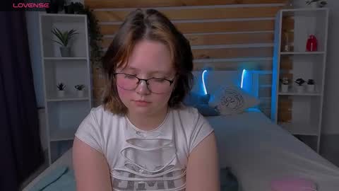 marybryantt online show from February 26, 1:59 am