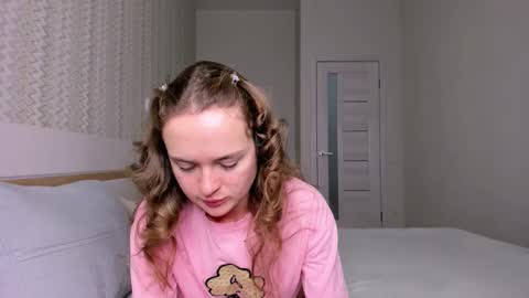 Mari online show from February 18, 4:22 am