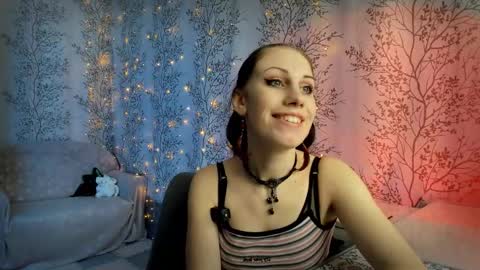 Mary Lou online show from December 4, 7:21 am