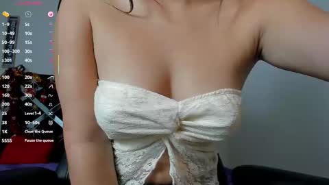 Scarlet  online show from January 5, 5:27 pm