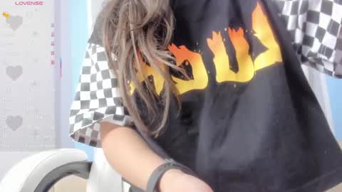 Scarlet  online show from December 22, 6:55 pm