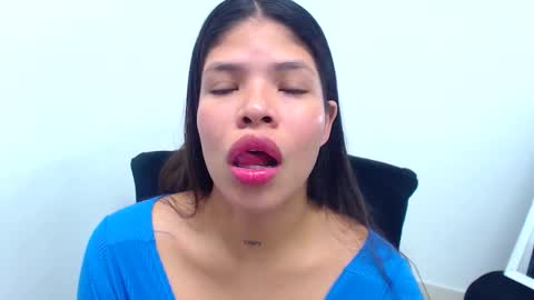 Mati04 online show from January 10, 1:05 pm